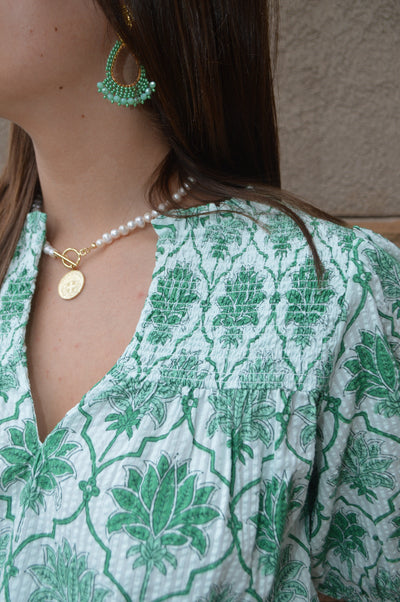 .Saylor Davina Palm Top