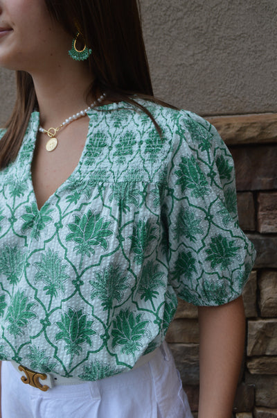 .Saylor Davina Palm Top