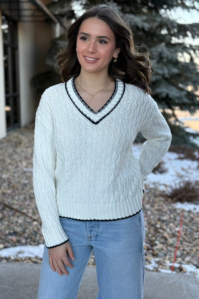 Collins V-Neck Sweater - RUST & Co.