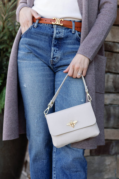 Brigitte Belt, Saddle