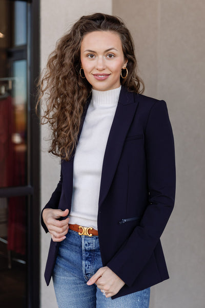 Brigitte Belt, Saddle