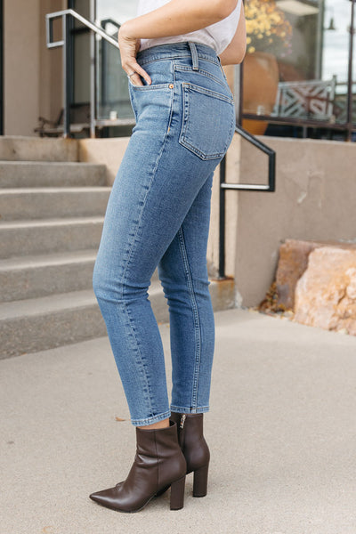 RE/DONE 90's High Rise Ankle Crop, Mid 70s, Size 29