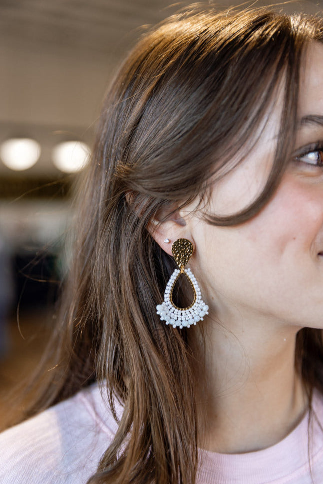 .Rue Tear Drop Earrings, White