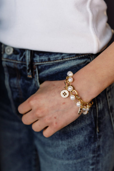 .Designer Toggle Clasp Triple Charm Link/Pearl Bracelet