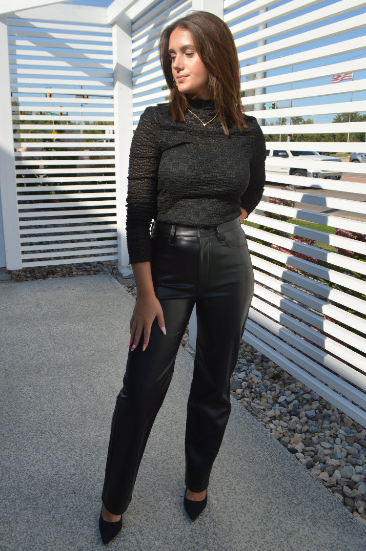 Vivienne Stretch Lace Top