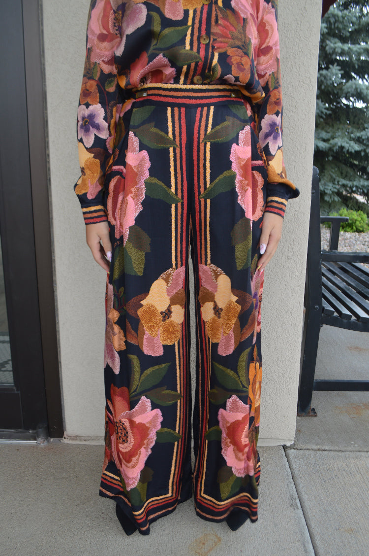 Farm Rio Chenille Flowers Pants