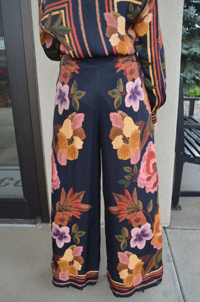 Farm Rio Chenille Flowers Pants