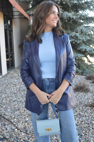 Liv Pebbled Leather Handbag, Powder