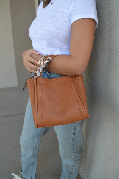 .Tara Faux Leather Bucket Bag, Cognac
