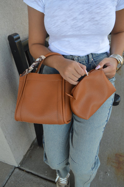.Tara Faux Leather Bucket Bag, Cognac