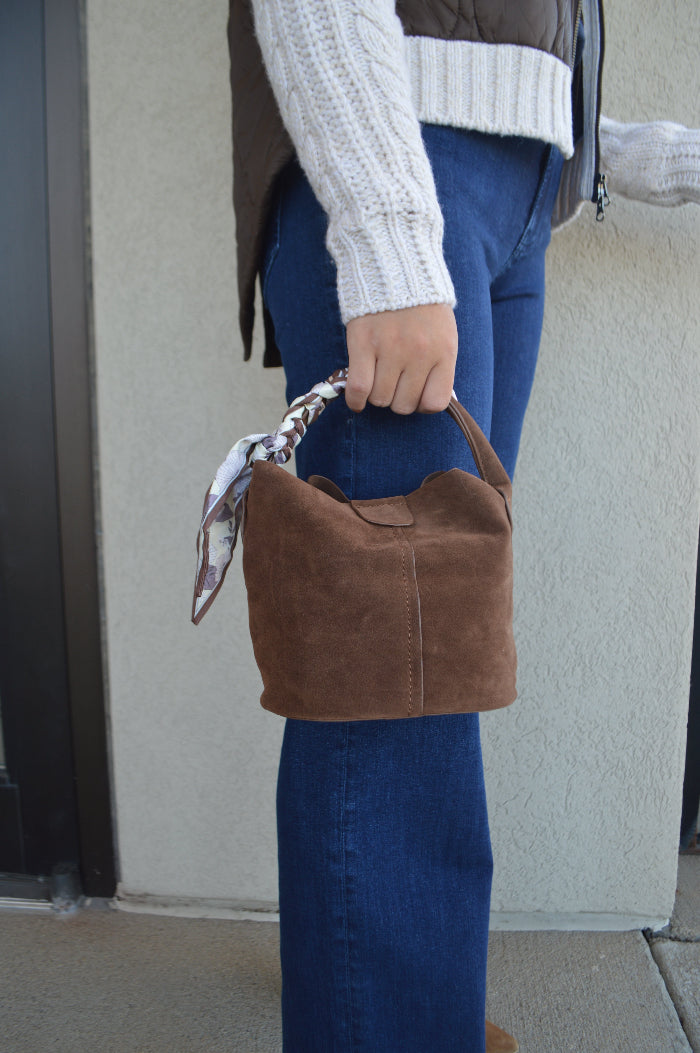 .Gabby Mini Faux Suede Bucket bag, Mocha