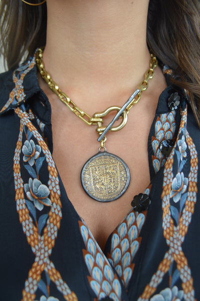 .Vasa Coin Toggle Front Necklace