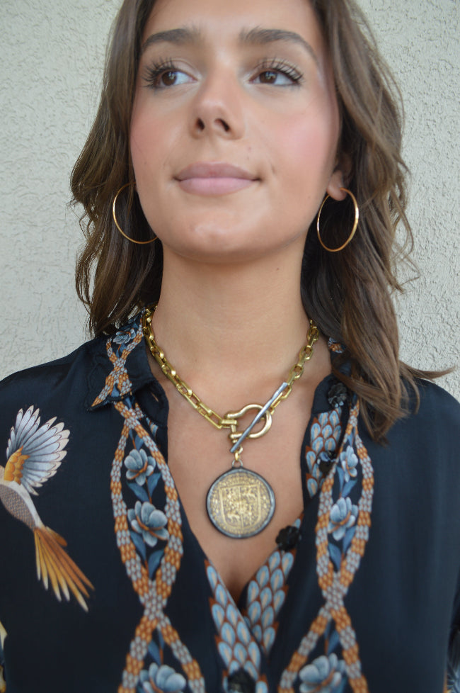 .Vasa Coin Toggle Front Necklace