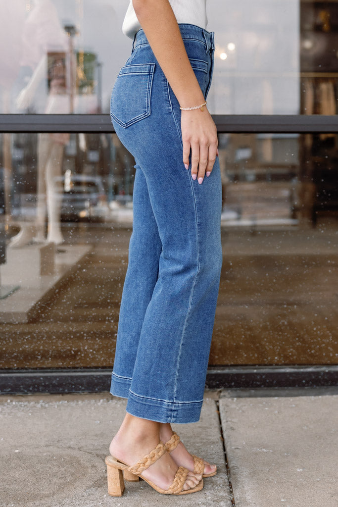 jeans with cigarette patch in pocket #baggyjeans #cigarette tech fabric composition Faherty Stretch Terry Patch Pocket