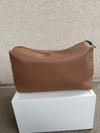 .Rita Tote, Camel
