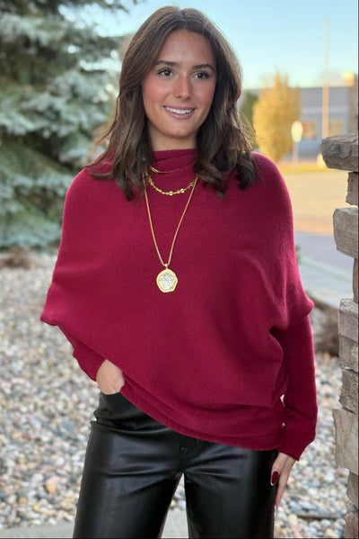 Kai Asymmetric Sweater, Bordeaux