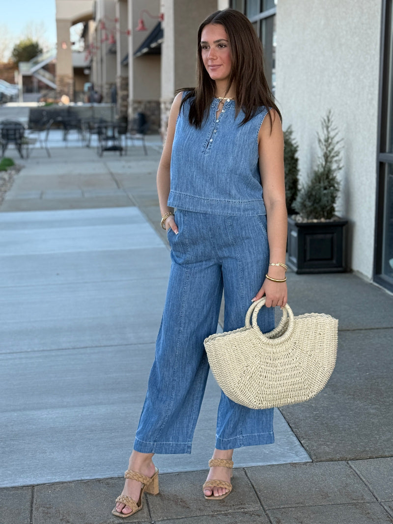 Bella Dahl Sleeveless Placket Denim Chambray Top