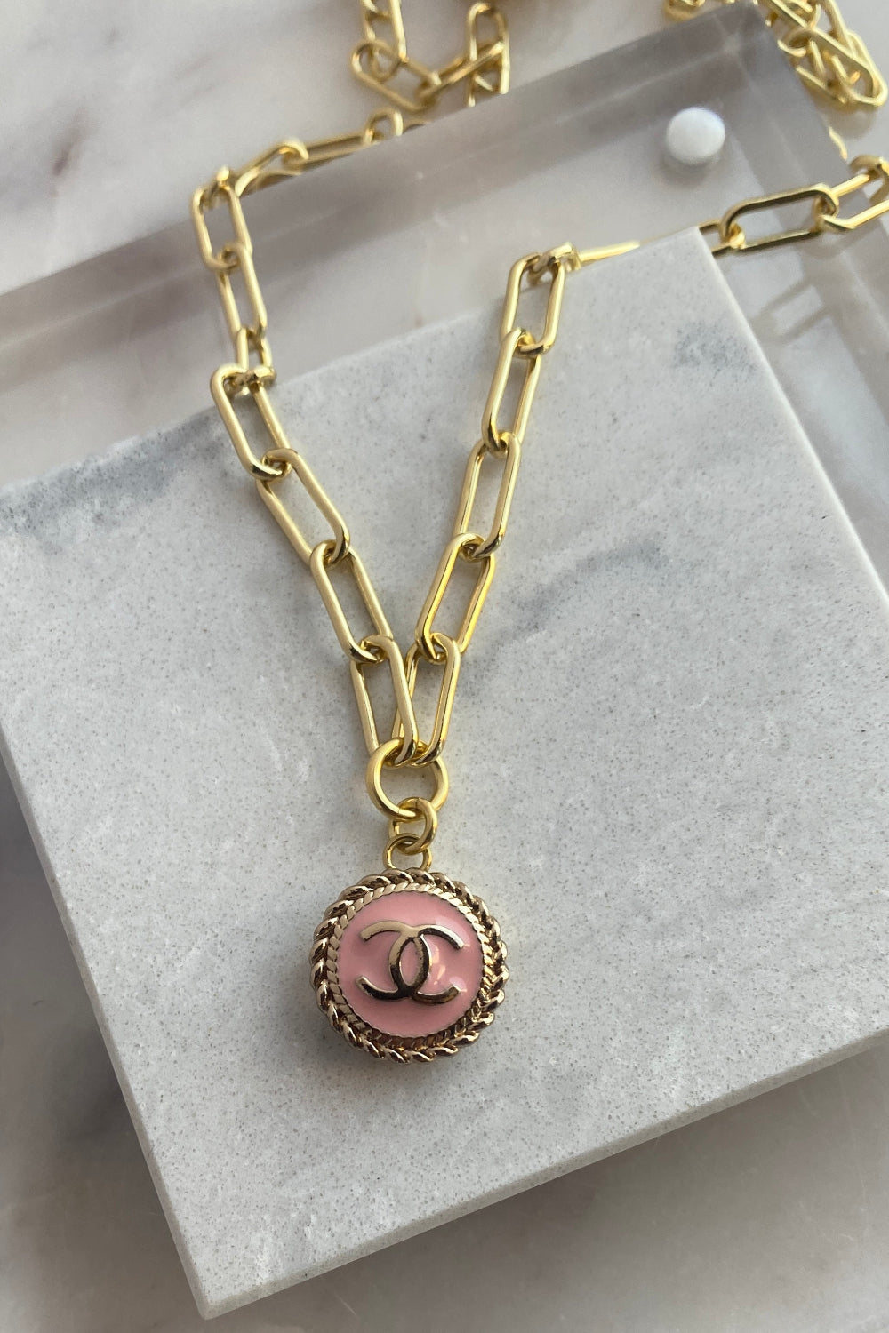 .Designer Charm on Paperclip Chain, Pink