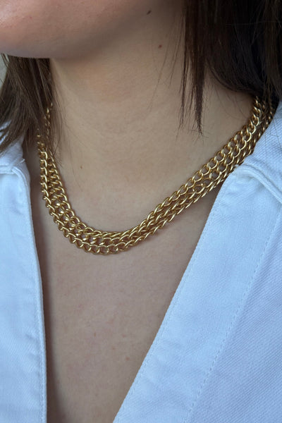 .Triple Chain Necklace