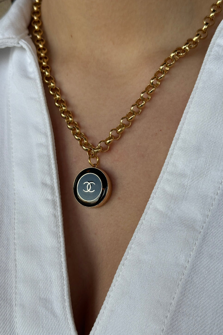 .Designer Enamel Charm Necklace On Rolo Chain, Black - RUST & Co.