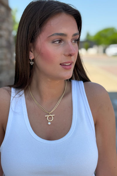 .Charlotte Circle Pearl Necklace