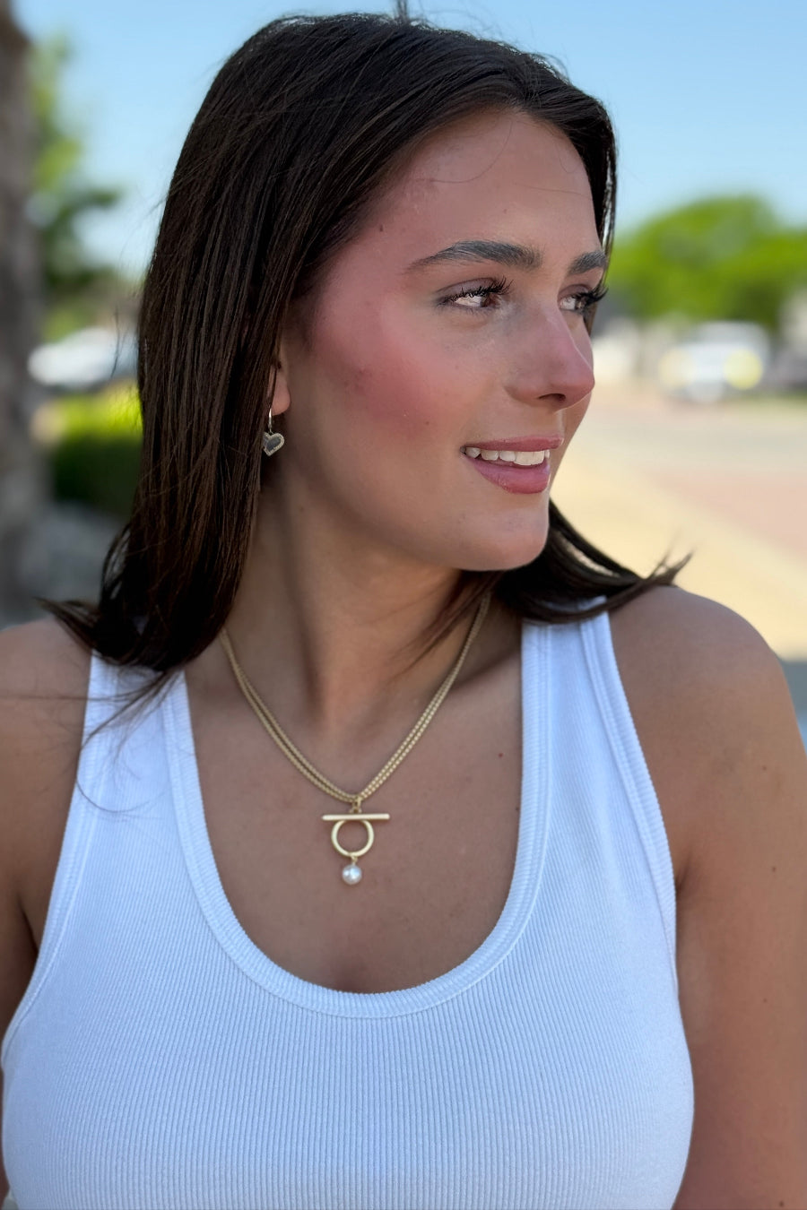 .Charlotte Circle Pearl Necklace