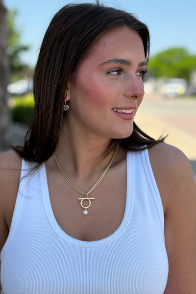 .Charlotte Circle Pearl Necklace