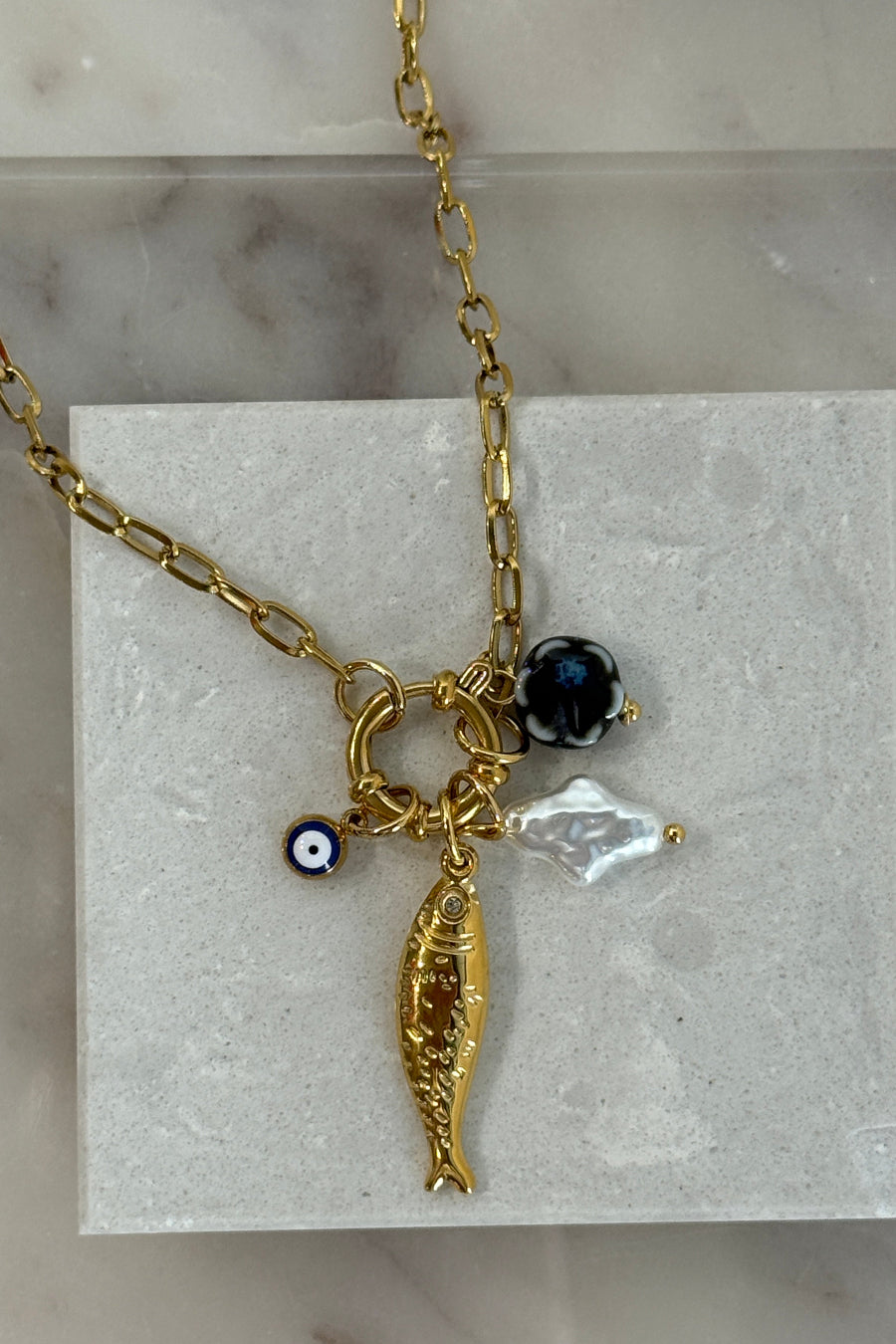 .Dream Catch Charm Necklace