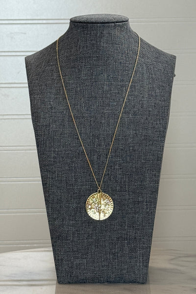 .Falling Petals Medallion Necklace, 19-21"