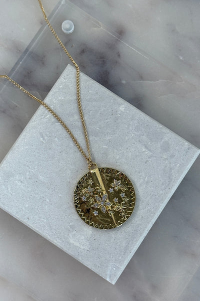 .Falling Petals Medallion Necklace, 19-21"