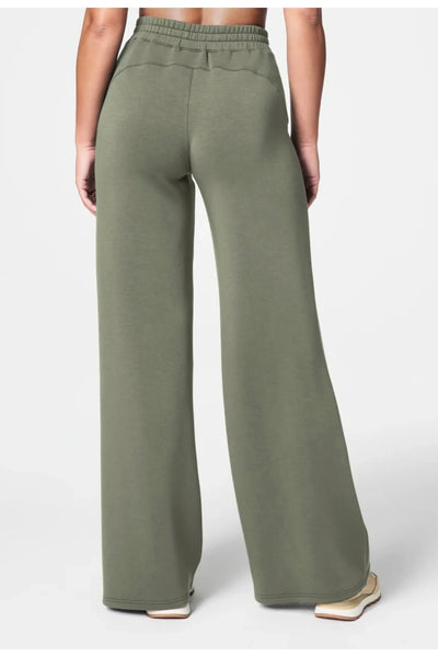 .Spanx Air Essentials Wide Leg Pant, Clover