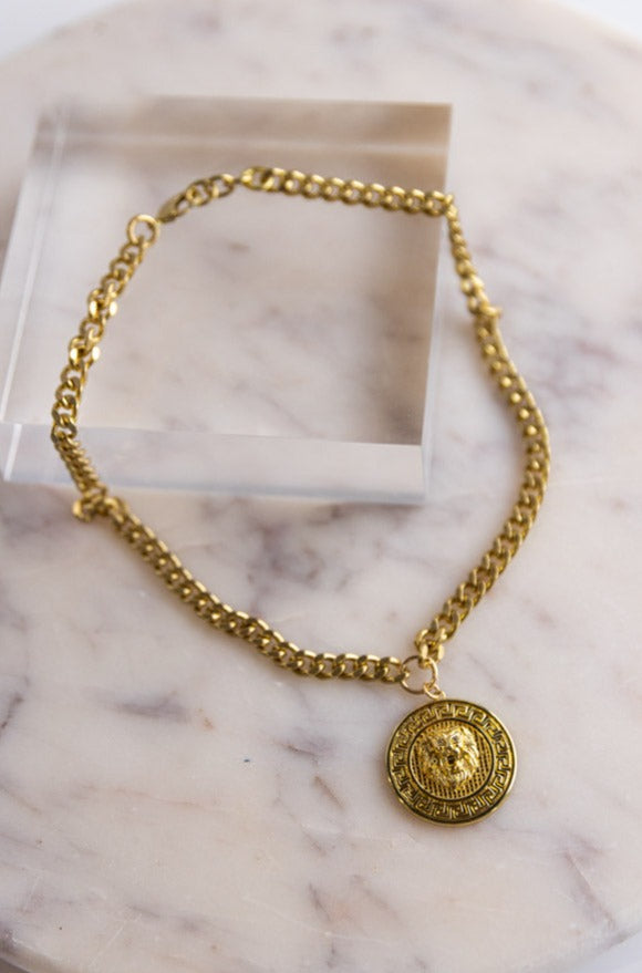 .Embossed Lion Medallion Necklace