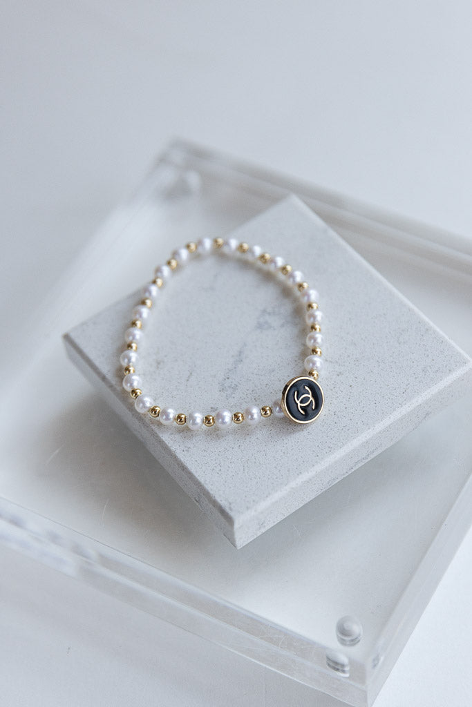 Designer CC Button Pearl/Gold Bead Bracelet