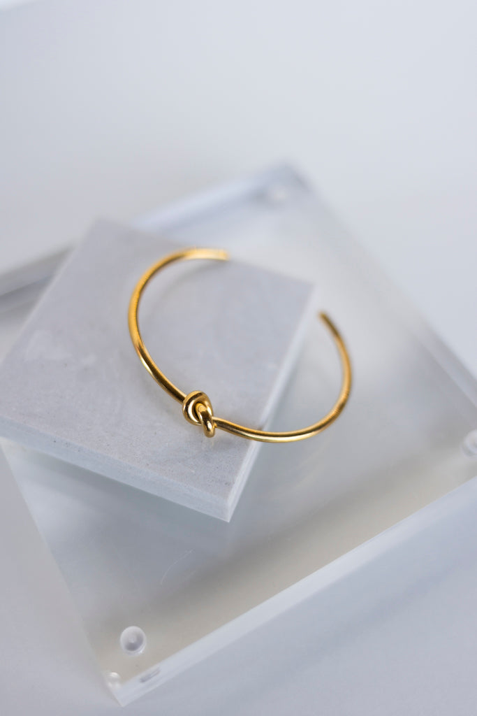 Italian Gold Torchon Knot Bangle Bracelet in 14k Gold-Plated Sterling  Silver - Macy's