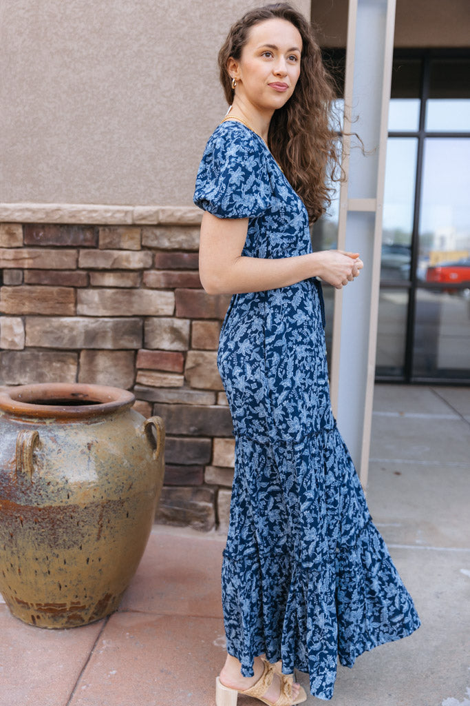 Faherty | Orinda Maxi Dress | Women's | Size: XS | Color: Blue Esna Floral Faherty | Orinda Maxi Dress | Women's | Size: XS | Color: Blue Esna Floral