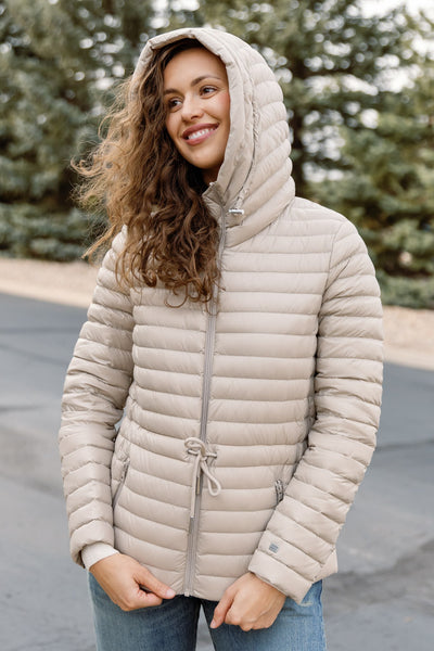 Ayleen Ultra-Lightweight Down Hooded Jacket