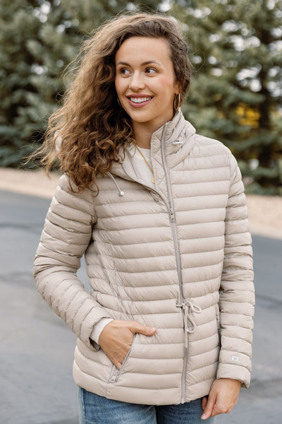 Ayleen Ultra-Lightweight Down Hooded Jacket