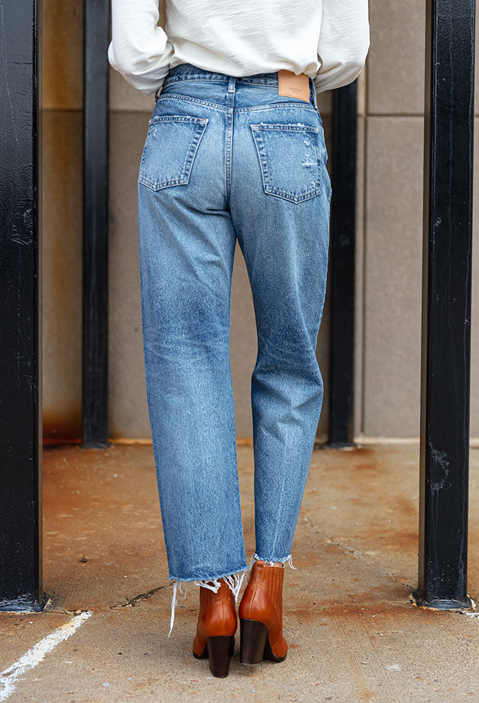 Moussy MV Ashley Wide Straight, Size 26 - RUST & Co.
