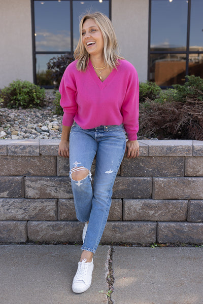 Malibu Cashmere V Neck, Raspberry
