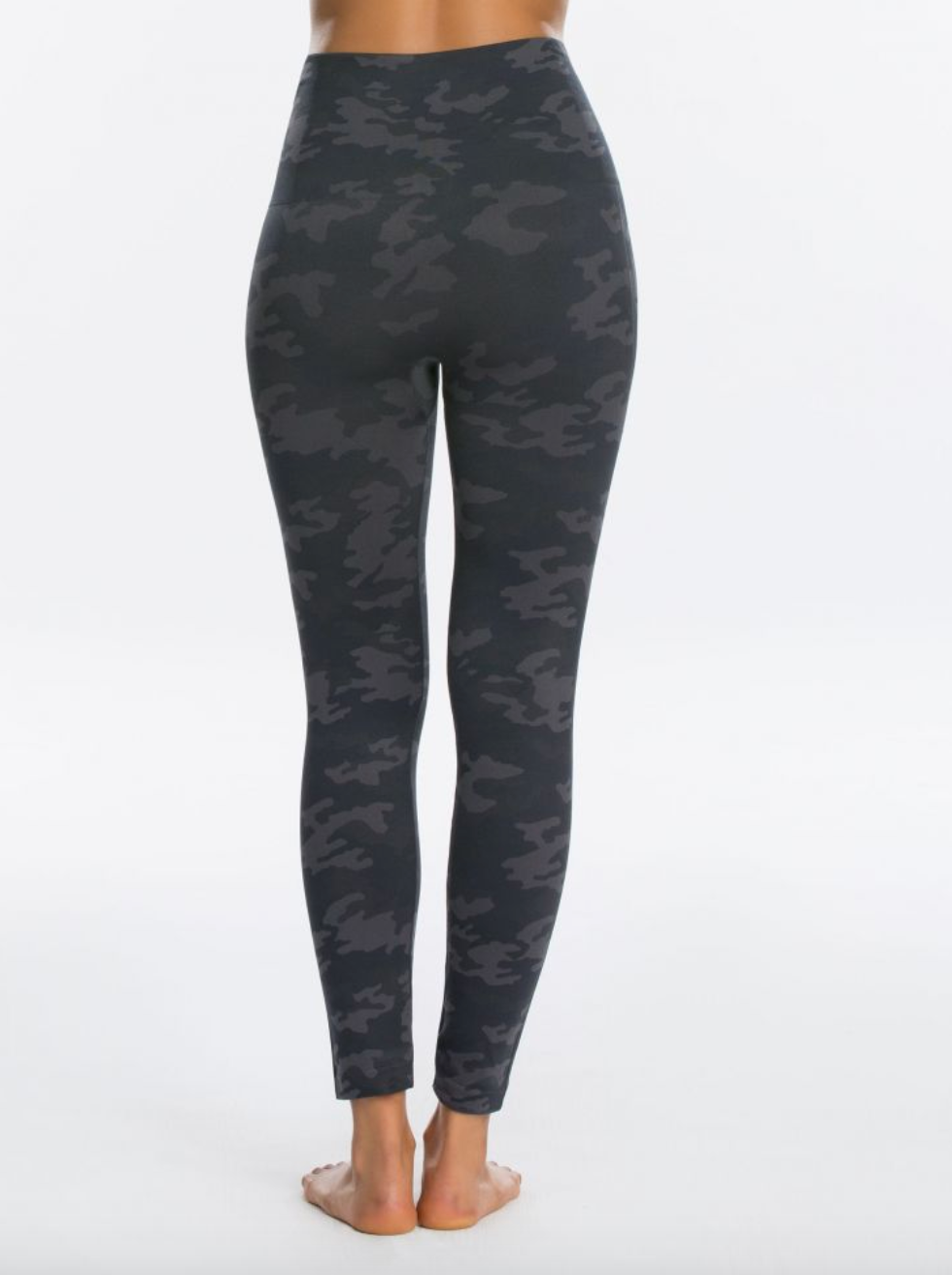 SPANX Solid Black Leggings Size M - 63% off