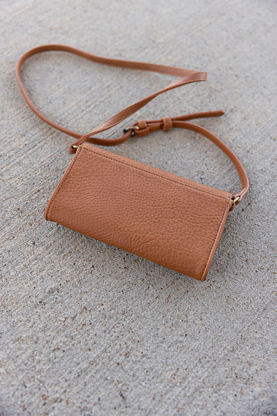 Arya Crossbody Wallet Bag, Cognac